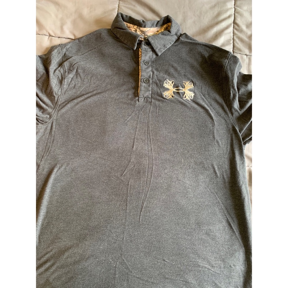 Men’s UnderArmour polo